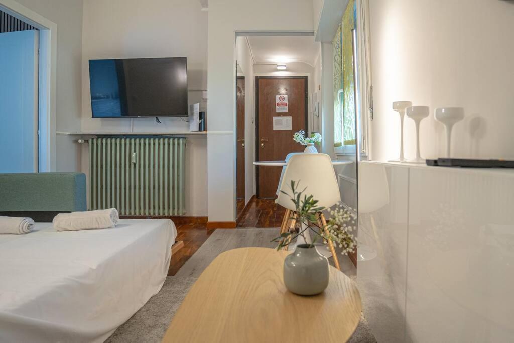 Singola Con Ac, Tv, Wi-fi E Cucina Apartment Milan